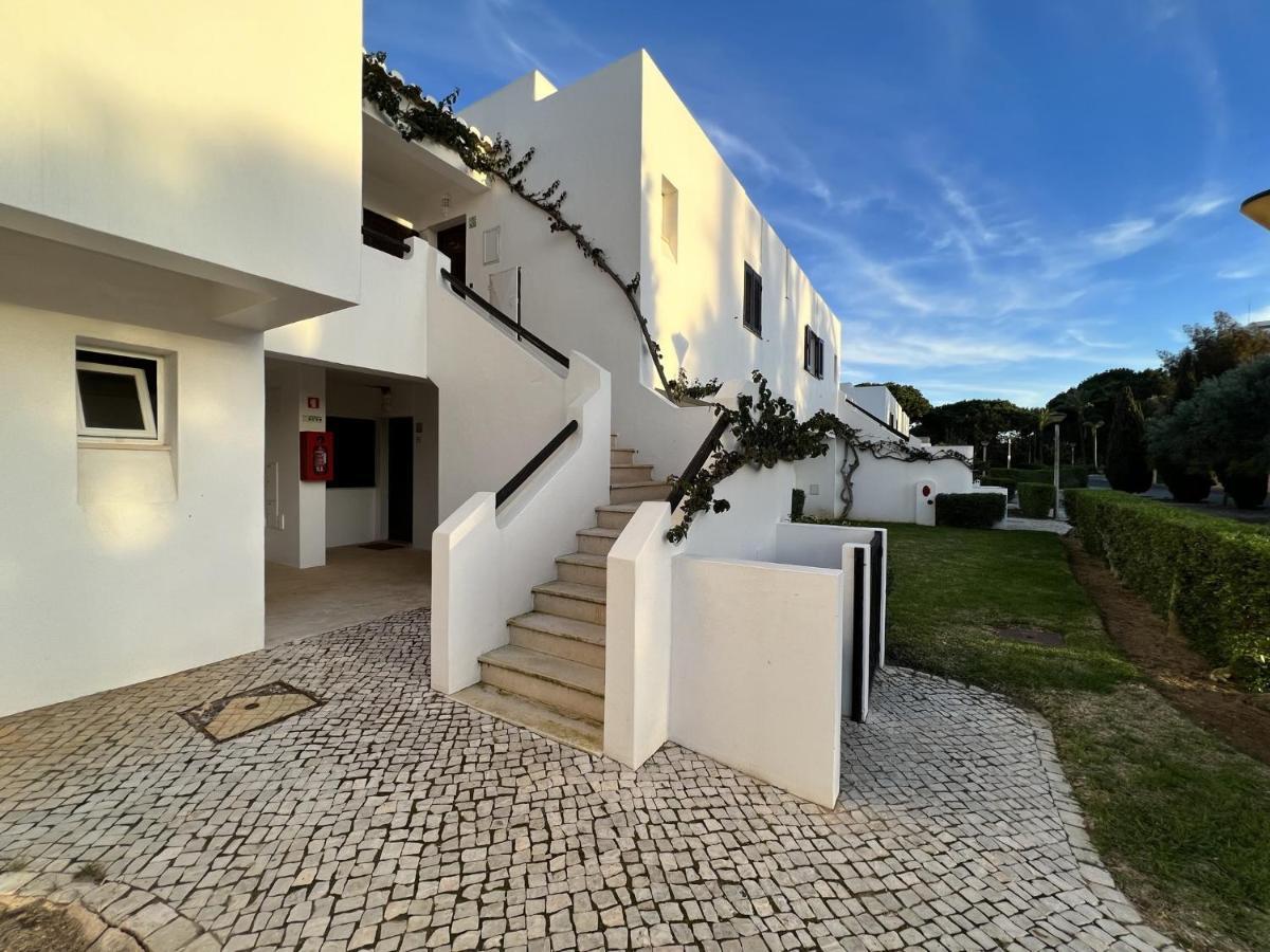 Albufeira Balaia Golf Vilage 1 With Pool By Homing Exteriör bild