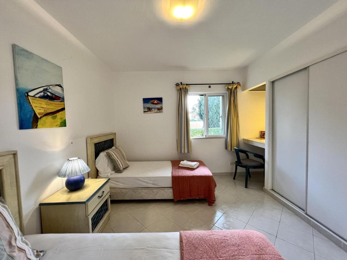Albufeira Balaia Golf Vilage 1 With Pool By Homing Exteriör bild