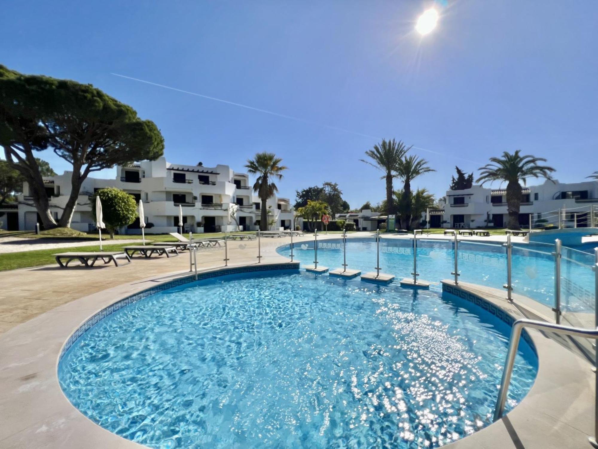 Albufeira Balaia Golf Vilage 1 With Pool By Homing Exteriör bild